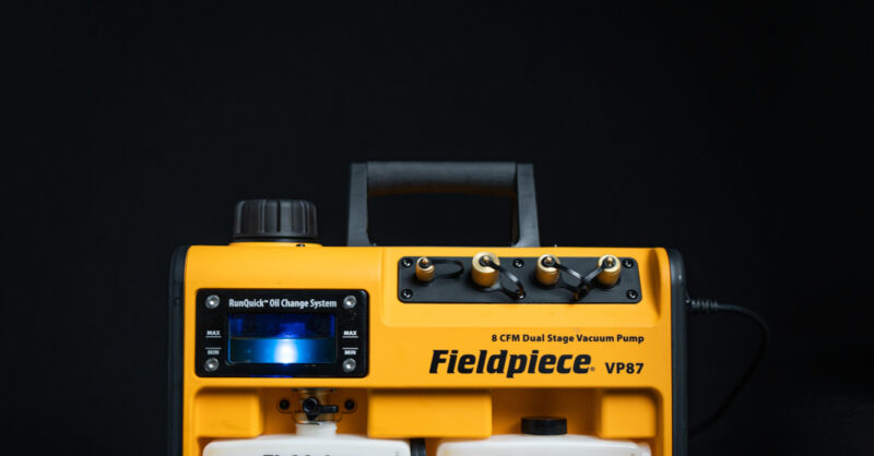 8 CFM Vacuum Pump | Fieldpiece Europe